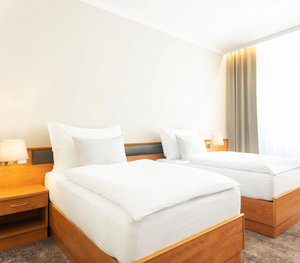 Hotel Česká Koruna — gallery image 1